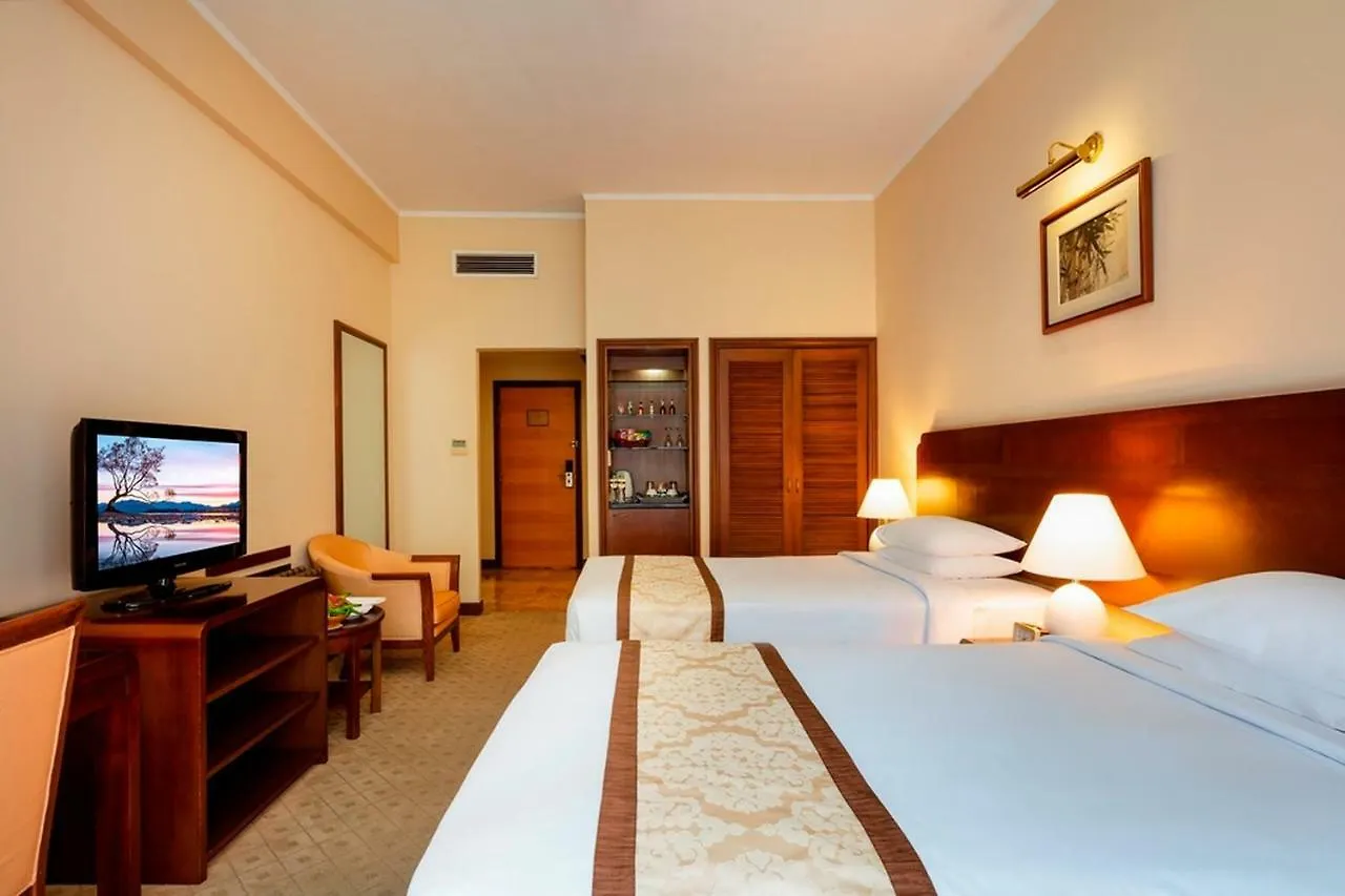 Norfolk Hotel Saigon Ho Chi Minh City 4*,